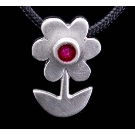 Handmade necklace "Fuchsia Daisy"