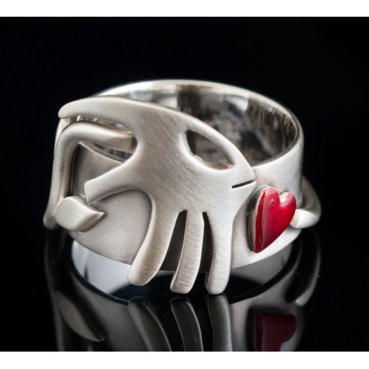 Handmade ring "Carnivore Heart"