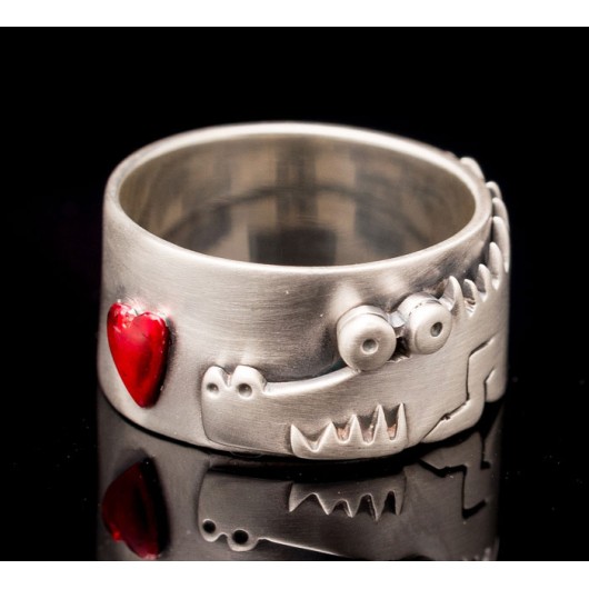 Handmade ring "Crocodile heart"